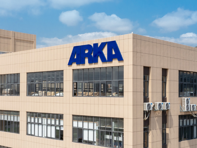 Chúng tôi cống hiến để mang lại một môi trường tốt hơn cho trái đất bằng những nỗ lực liên tục của chúng tôi. 